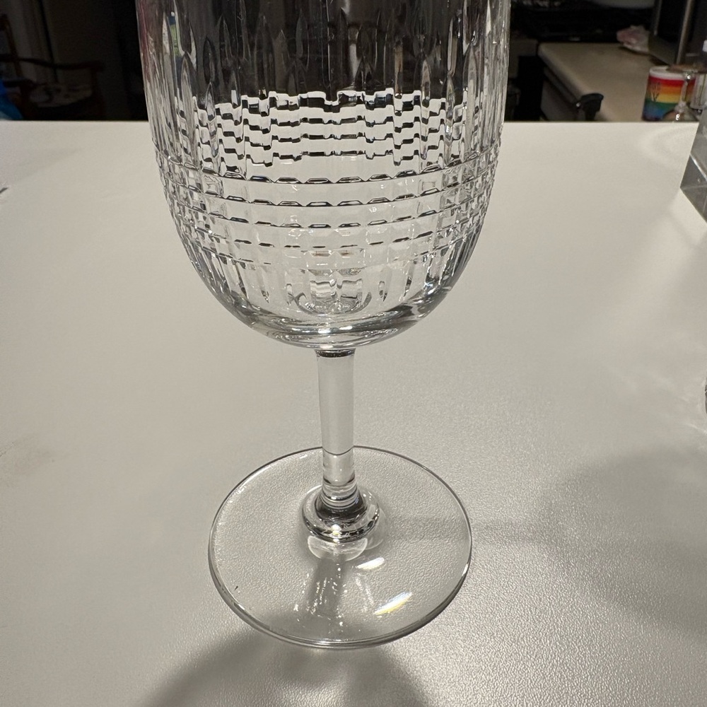 Elegant Baccarat Crystal Wine/ Sherry Glasses
Set of two (2).